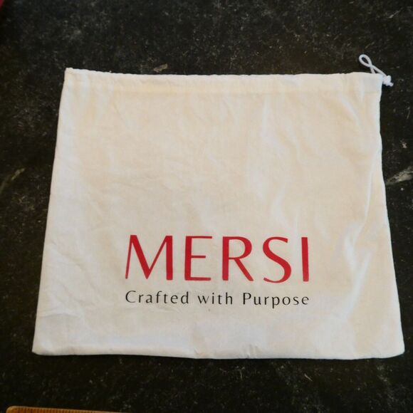 Mersi Purse Erin Rust Orange Red Gold Nylon Zip Compartments Seatbelt Strap NEW - Picture 3 of 13